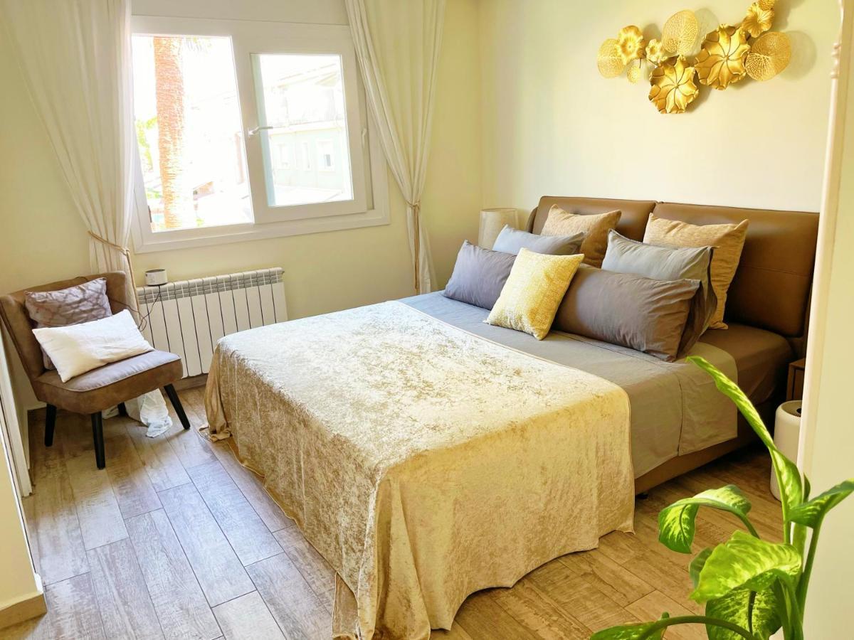 Cheerful Townhouse Center Sitges 5 Bedrooms Pool And Terrace Exteriör bild