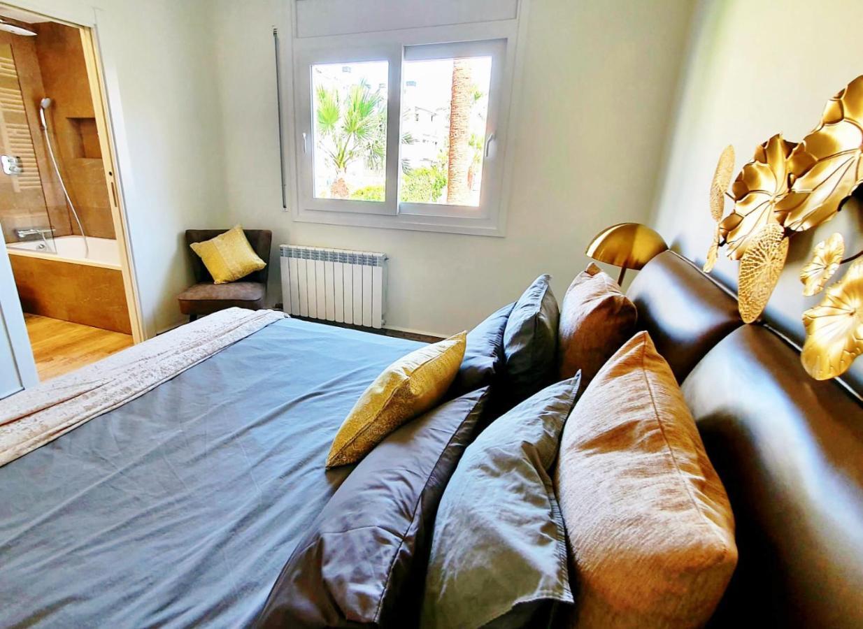 Cheerful Townhouse Center Sitges 5 Bedrooms Pool And Terrace Exteriör bild